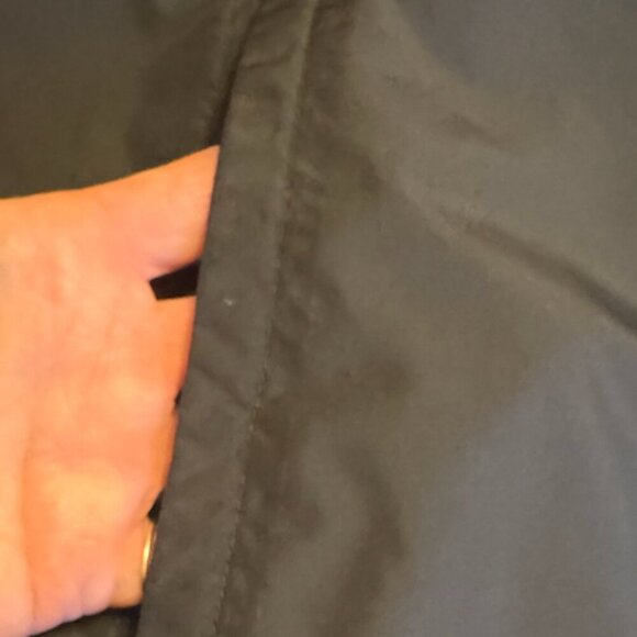 Eddie Bauer reversible black and bright lime green vest Size: XL - Picture 4 of 7